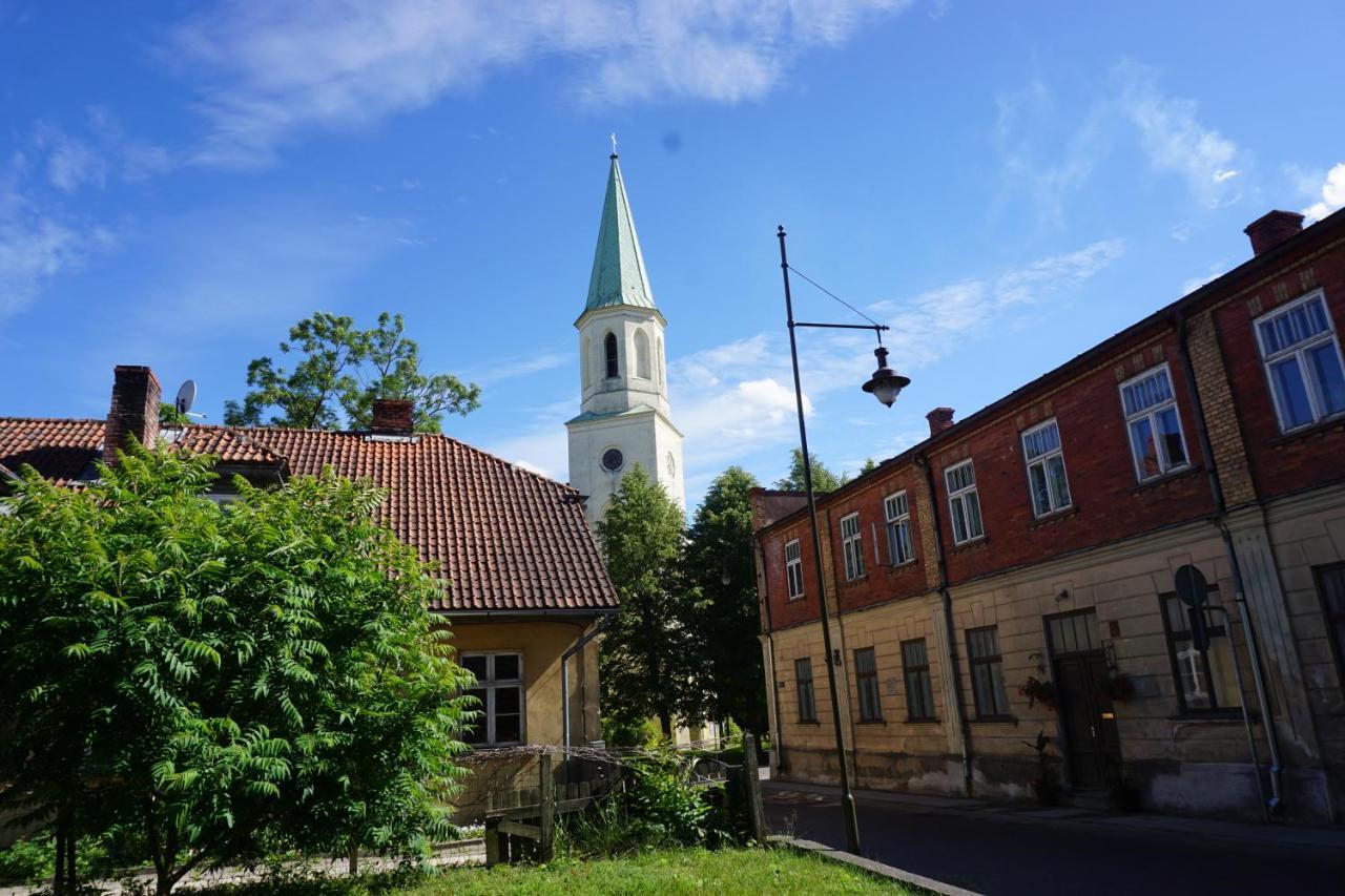 Kuldīga Pilskalnu Hostelis מראה חיצוני תמונה